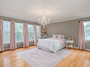 20 Laura Drive, Danbury CT 06811