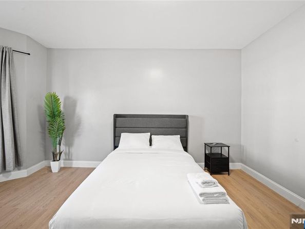 20 E 31st Street, Bayonne NJ 07002