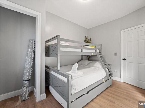 20 E 31st Street, Bayonne NJ 07002