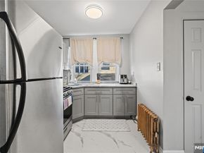 20 E 31st Street, Bayonne NJ 07002