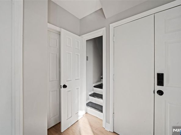 20 E 31st Street, Bayonne NJ 07002