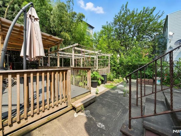 181 Tonnele Avenue, Jersey City NJ 07306