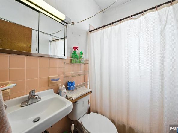 181 Tonnele Avenue, Jersey City NJ 07306