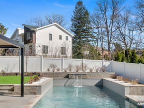 11 Roberts Road, Englewood Cliffs NJ 07632