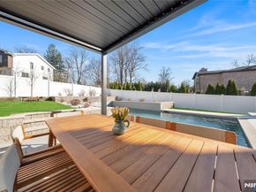 11 Roberts Road, Englewood Cliffs NJ 07632