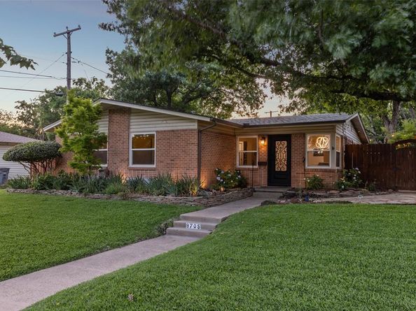 9705  Ash Creek Drive , Dallas Texas 75228
