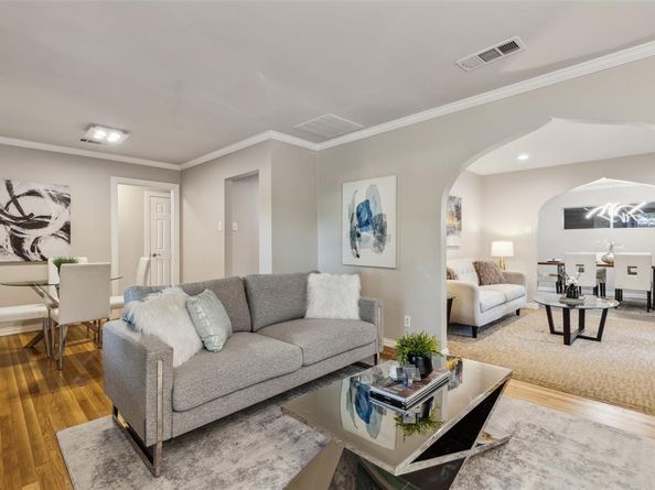 9705  Ash Creek Drive , Dallas Texas 75228