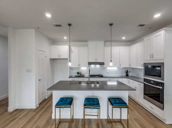 5617  Woodlands Drive , The Colony Texas 75056