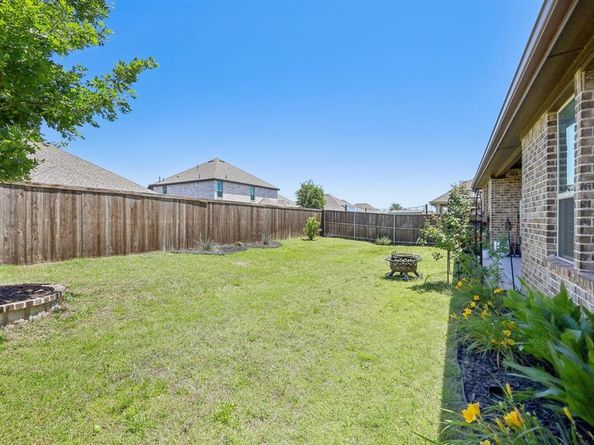 1816  Dunstan Drive , Fort Worth Texas 76052