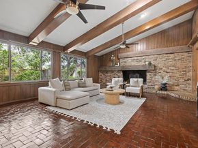 5217  Blue Valley Court , Fort Worth Texas 76112