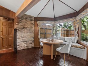 5217  Blue Valley Court , Fort Worth Texas 76112