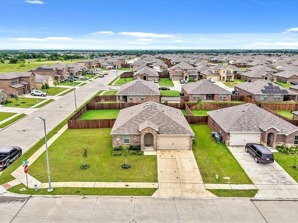 15105  Ace Drive , Dallas Texas 75253
