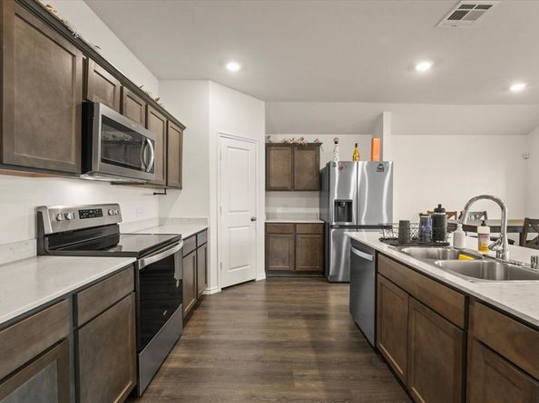 15105  Ace Drive , Dallas Texas 75253