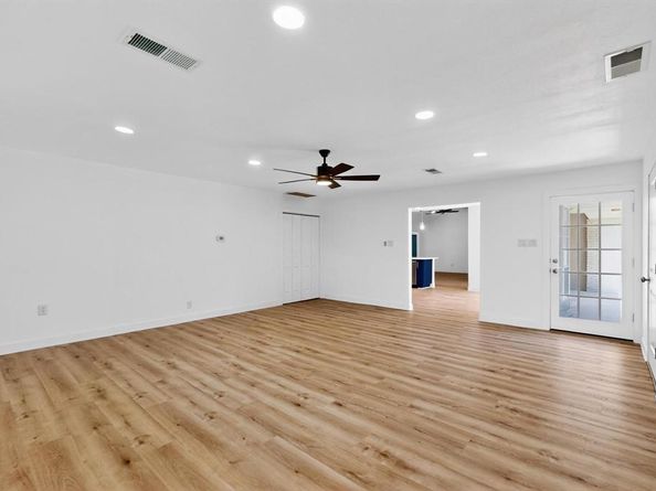 7116  Town Bluff Drive , Dallas Texas 75248