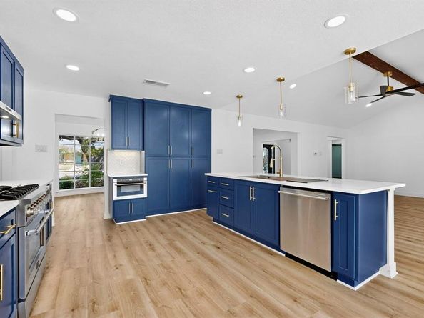 7116  Town Bluff Drive , Dallas Texas 75248