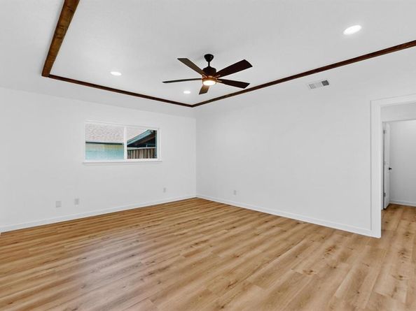 7116  Town Bluff Drive , Dallas Texas 75248