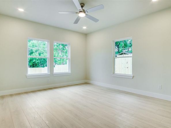 5632  Goodman Avenue , Fort Worth Texas 76107