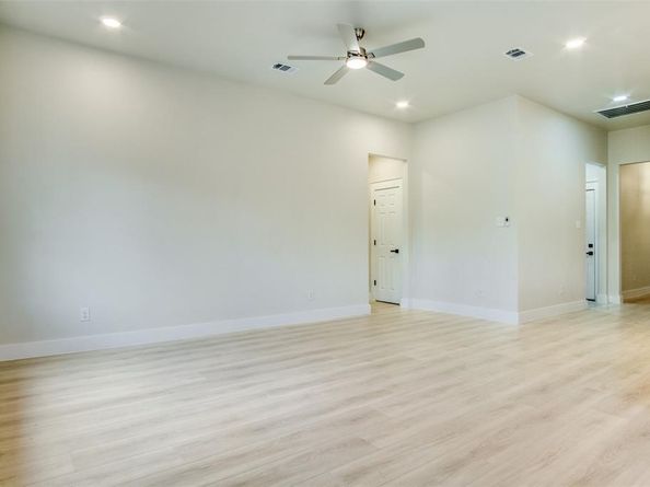 5632  Goodman Avenue , Fort Worth Texas 76107