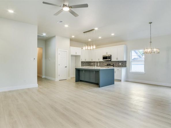 5632  Goodman Avenue , Fort Worth Texas 76107