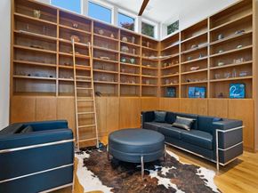 11715  Parwen Drive , Dallas Texas 75230