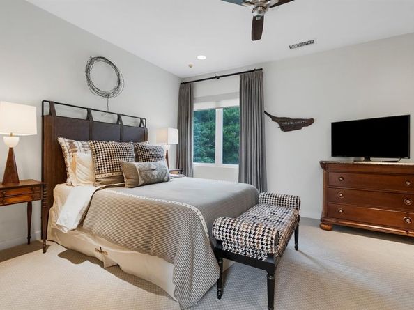 11715  Parwen Drive , Dallas Texas 75230