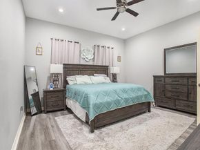 5406  Signal Peak Drive , Arlington Texas 76017