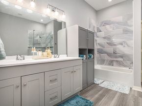 5406  Signal Peak Drive , Arlington Texas 76017