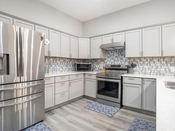 5406  Signal Peak Drive , Arlington Texas 76017