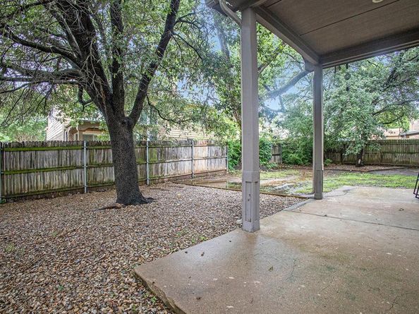 5406  Signal Peak Drive , Arlington Texas 76017