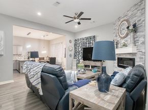 5406  Signal Peak Drive , Arlington Texas 76017
