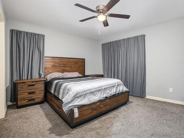 5406  Signal Peak Drive , Arlington Texas 76017