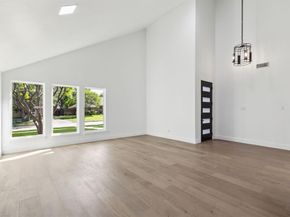 1109  Kenshire Lane , Richardson Texas 75081