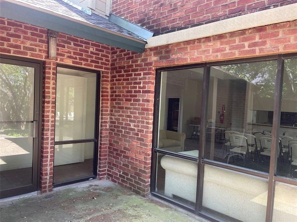 8601  Park Lane  714, Dallas Texas 75231