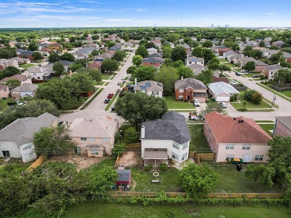 637  Gibson Street , Cedar Hill Texas 75104
