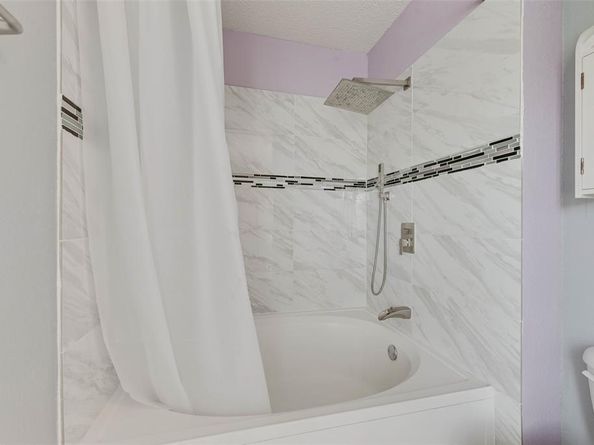 637  Gibson Street , Cedar Hill Texas 75104