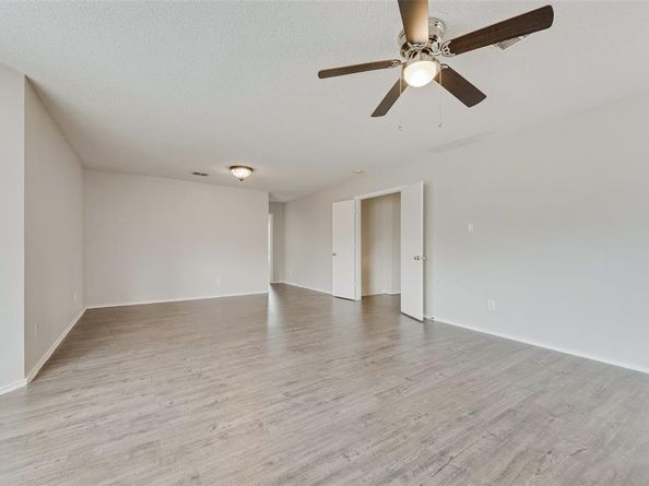637  Gibson Street , Cedar Hill Texas 75104