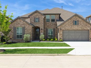 5105  Hedgerow Drive 