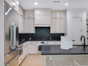 3601  Routh Street  1E, Dallas Texas 75219