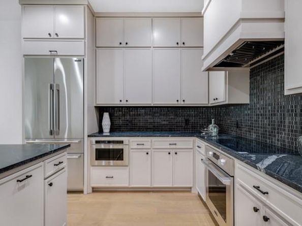 3601  Routh Street  1E, Dallas Texas 75219