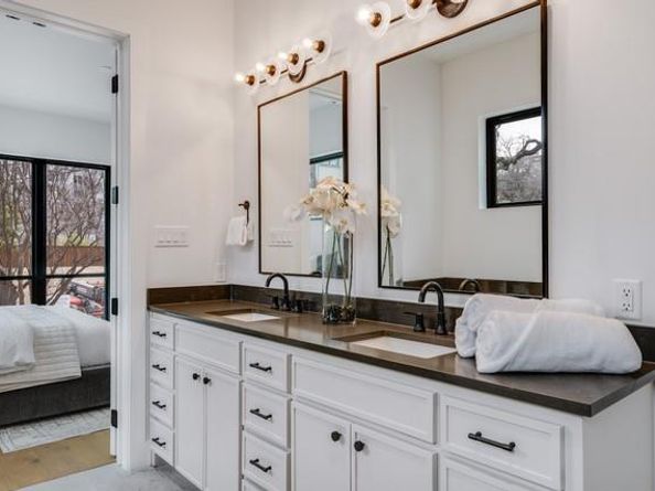 3601  Routh Street  1E, Dallas Texas 75219