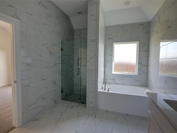 10171  blue jay Lane , Benbrook Texas 76126