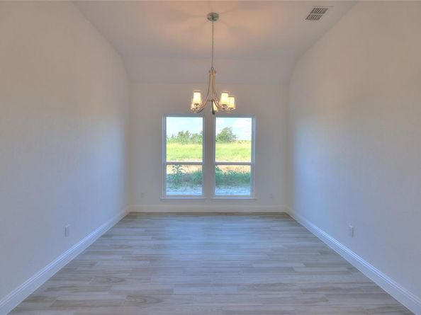 10171  blue jay Lane , Benbrook Texas 76126