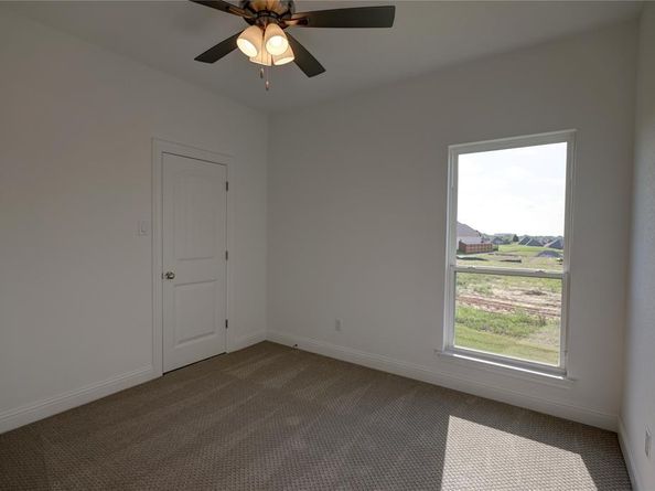 10171  blue jay Lane , Benbrook Texas 76126