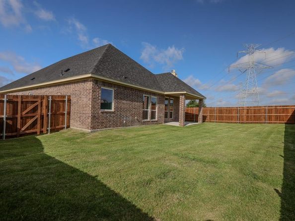 10171  blue jay Lane , Benbrook Texas 76126