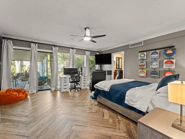 1510  R Avenue , Plano Texas 75074