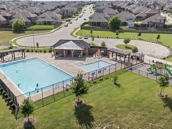 5721  Diamond Valley Drive , Fort Worth Texas 76179