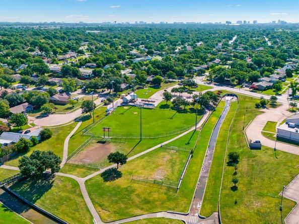 1710  Duncan Way , Carrollton Texas 75006