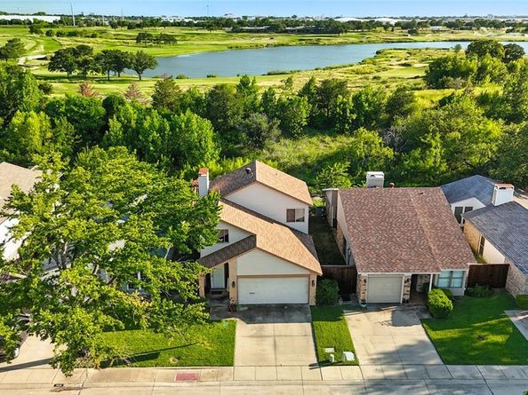 2618  Via Los Altos  , Carrollton Texas 75006