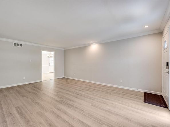 1215  Cloverdale Drive , Richardson Texas 75080