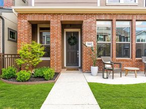 1065  Manacor Lane , Dallas Texas 75212